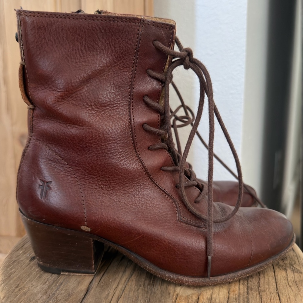 Women's Frye Brown Leather Lace-Up Ankle Boots